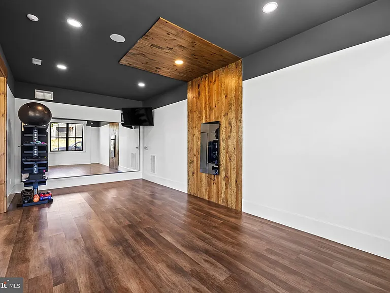 2904 Hickorywood Ln — Photo 30