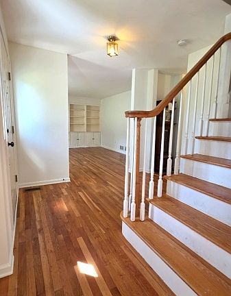 4th image of 31 Summit Rd