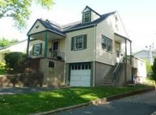 24 Laurel Pl, Glen Ridge, NJ 07028