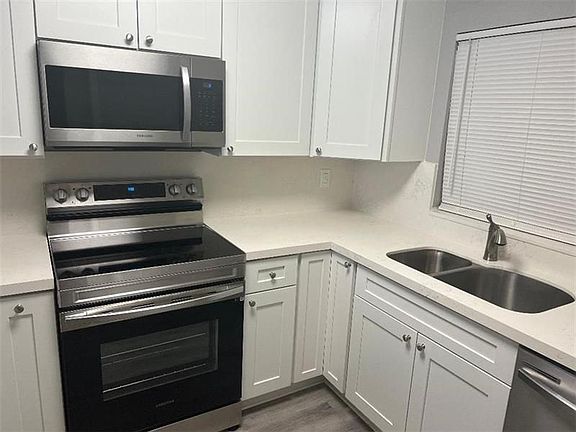 4th image of 9491 Evergreen Pl APT 406