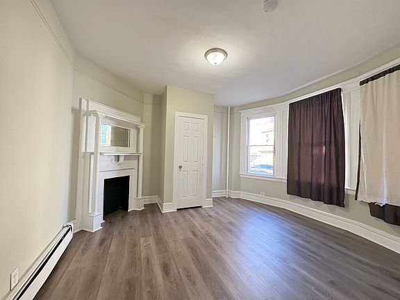 2nd image of 51-52 Hawkins St #2