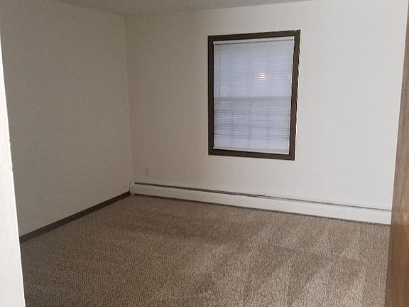 3rd image of 820 Old Settlers Trl APT 1