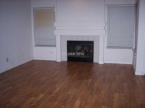 5th image of 4404 Inez Dr