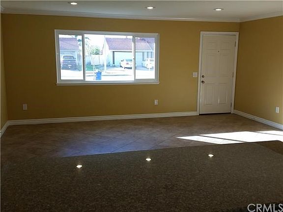 5th image of 18740 Sequoia Ave