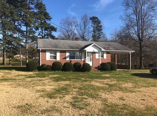 200 Lea Meadow Rd, Lexington, NC 27295