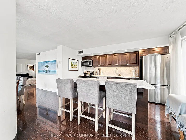 251 Queens Quay W #705 — Photo 23