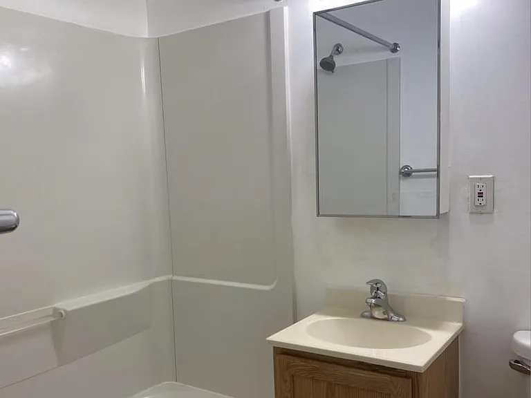 625 A Chesapeake St SE #101 — Photo 13