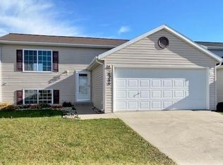 6286 23rd St S, Fargo, ND 58104