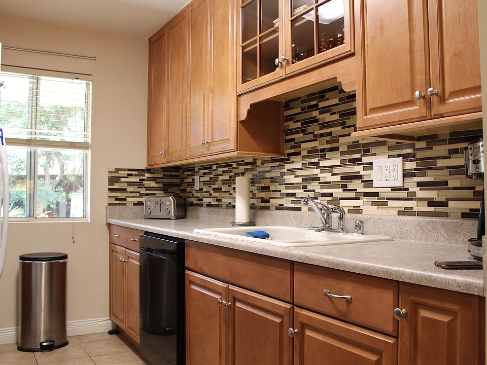 1st image of 20134 Leadwell St Unit 173