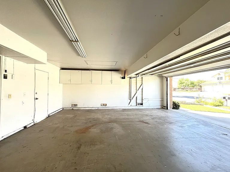 940 Birmingham Dr — Photo 58