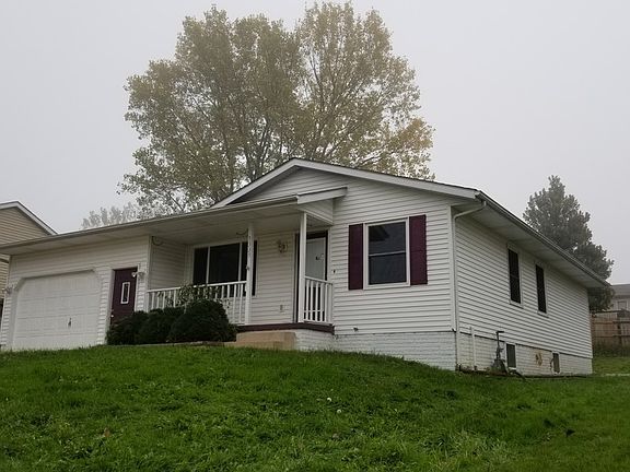 3rd image of 5335 N Thornwood Ave