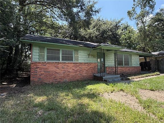 3rd image of 3011 W Curry Dr