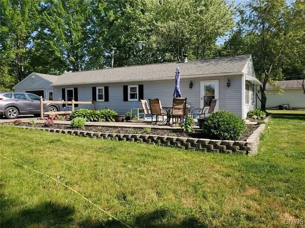 511 County Route 62, Pulaski, NY 13142