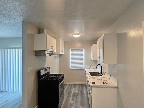 3rd image of 6811 10th Ave #28A