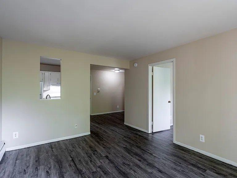 Oak Valley Apartments — Photo 36