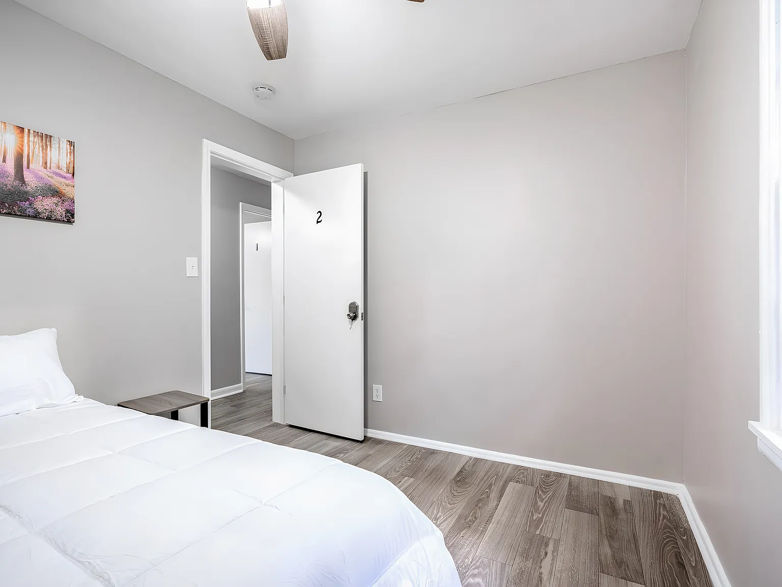 4 bed, 3.0 bath, 1125 sqft, $654 — Photo 2
