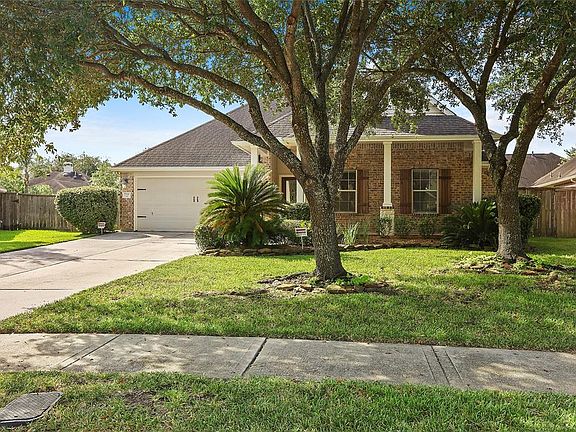 3rd image of 7518 Opal Hill Ln