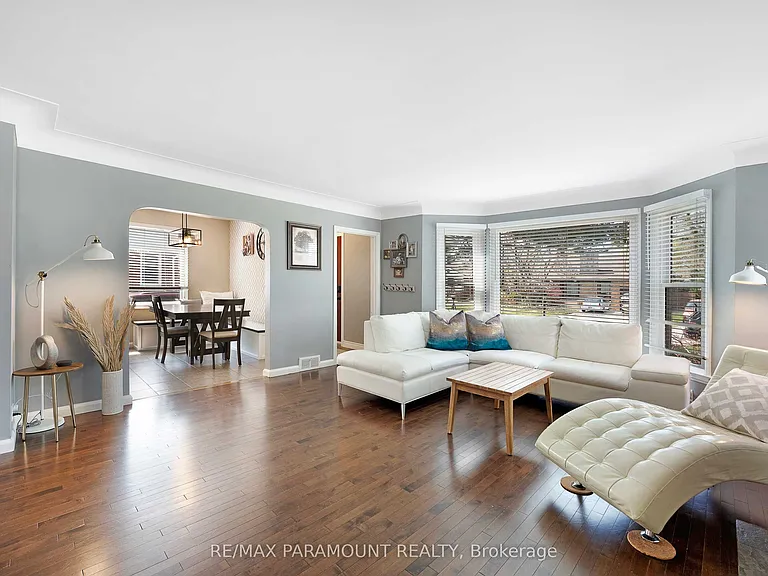 3104 Longfellow Ave — Photo 7