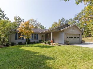 8072 E Jonathans Ct, Seymour, IN 47274