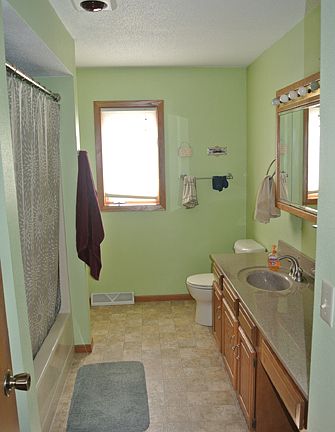 5th image of 1809 Ashland Rd