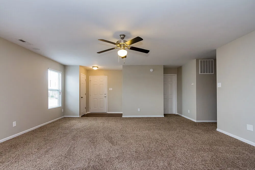 3 bed, 2.0 bath, 1507 sqft, $1,895 — Photo 4