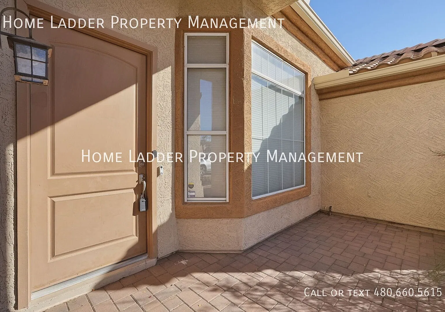 Beautifully Upgraded 4 Bed 2 Bath Home with Pool, Spa & Luxury Kitchen! — Photo 2