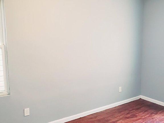 2nd image of 117 Seymour Ave #1-2