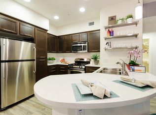 9875 Erma Rd UNIT 377, San Diego, CA 92131