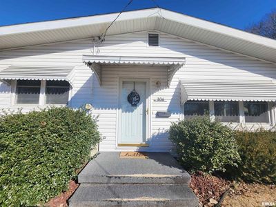 306 E Van Buren St, Du Quoin, IL, 62832