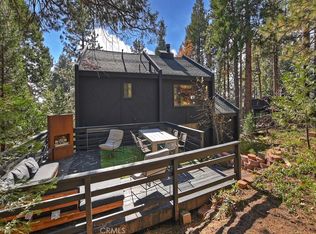 31318 Circle View Dr, Running Springs, CA 92382