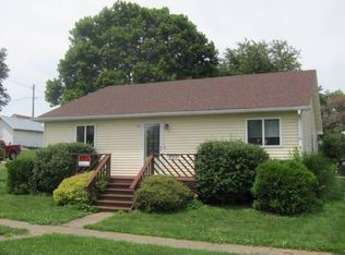 203 E 4th St, Ute, IA 51060