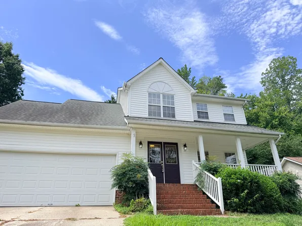 104 W Acres Cres, Cary, NC 27519