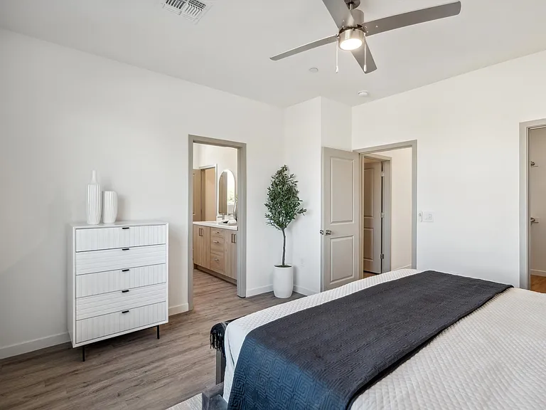 Agave Townhomes — Photo 112