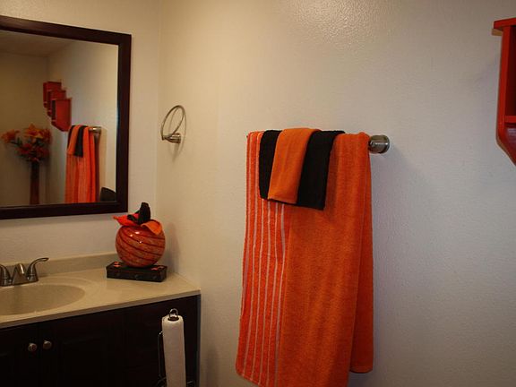 5th image of 44200 Kingtree Ave Unit 36