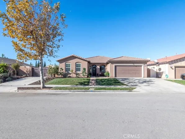 4389 Hernandez St, Riverside, CA 92509