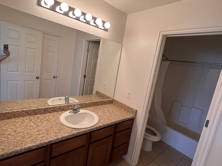 4234 W Lake Bridge Dr — Photo 31
