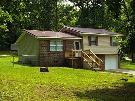 1st image of 3990 Lynncrest Dr NE
