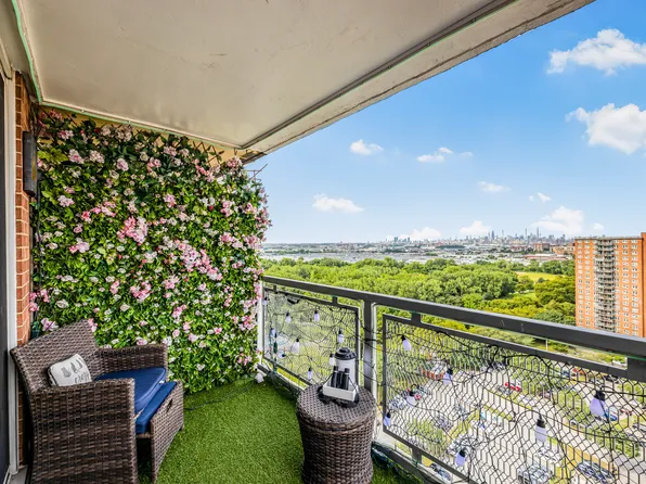 825 Morrison Avenue image 16 of 32