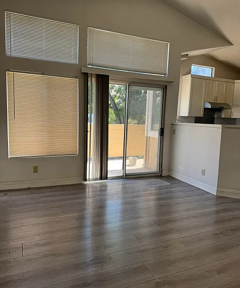 5159 Fairbanks Cmn — Photo 2