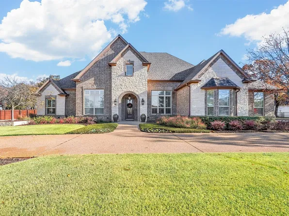 8116 Oakmont Dr, Burleson, TX 76028