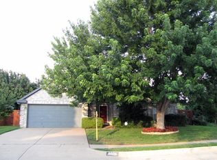 6008 Bent Creek Dr, Haltom City, TX 76137