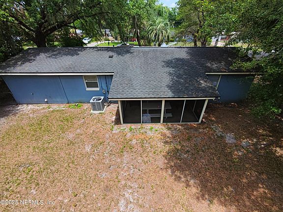 5th image of 7230 EUDINE Drive N