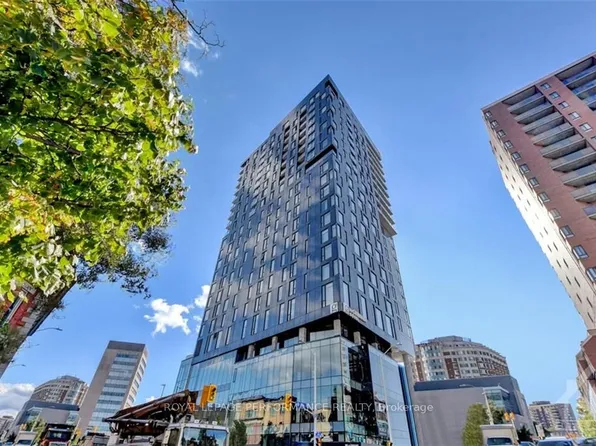 20 Daly Ave #1705, Ottawa, ON K1N 0C6