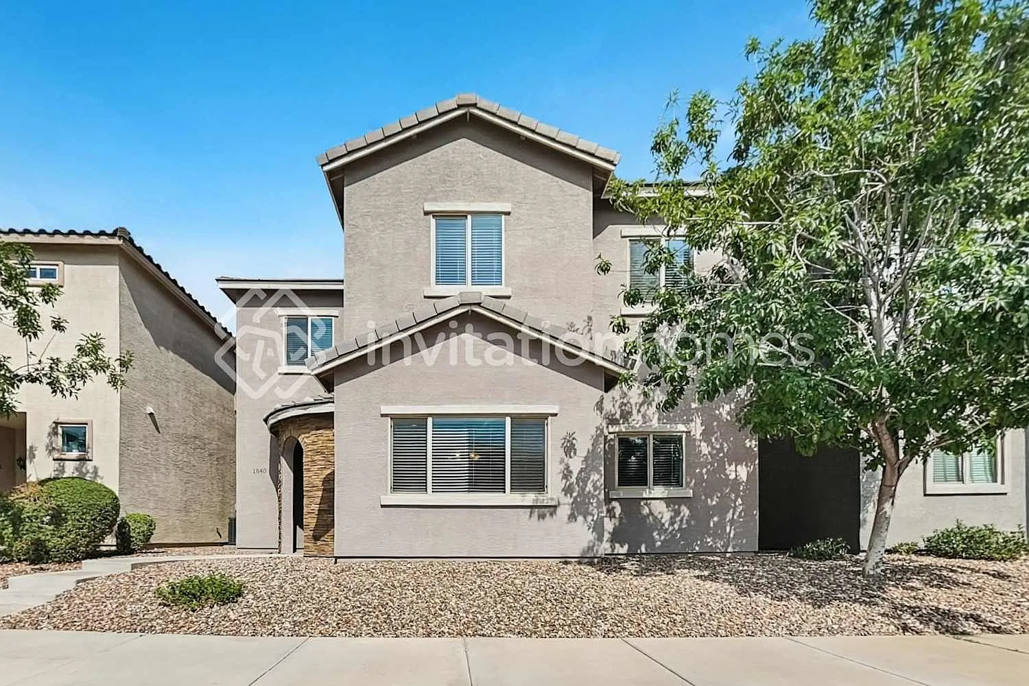 1840 West Pollack St Phoenix, AZ 85041 — Photo 1