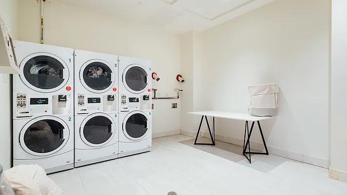 Rented by Nooklyn NYC LLC | media 66