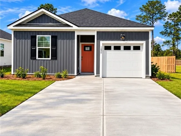 1055 Lakes Boulevard, Brunswick, GA 31525
