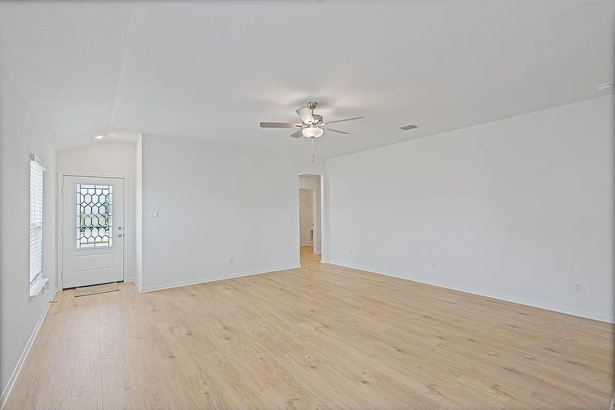 Building Photo - 14616 Wahlbergs Way