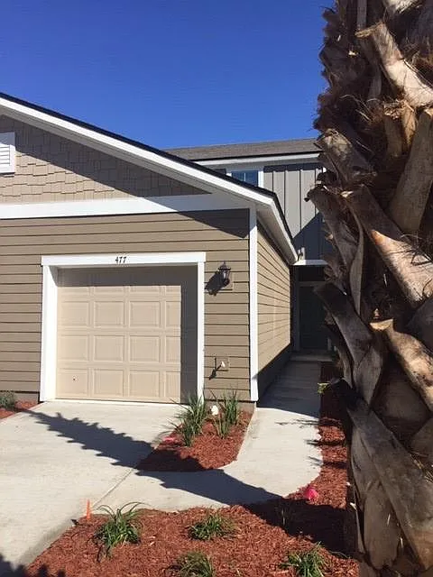 2 bed, 2.5 bath, 1210 sqft, $1,949 — Photo 3