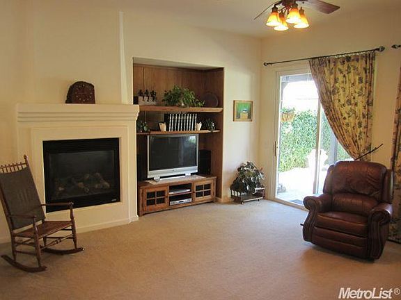 3rd image of 10115 Crooked Stick Dr