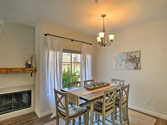 Gorgeous Dinning Area with View